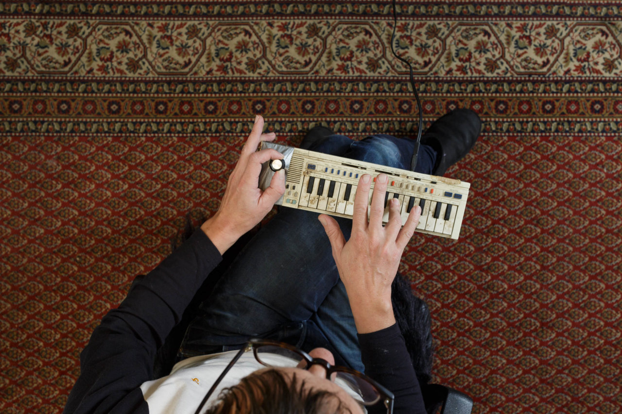 1, DRUCKEN!, Flake Lorenz, Kultur, MASTERBILD, Pianist, Projekt, Rammstein, Serie, arzt, klavier, konzert, meisterfinger, musik, musiker, piano, tasten