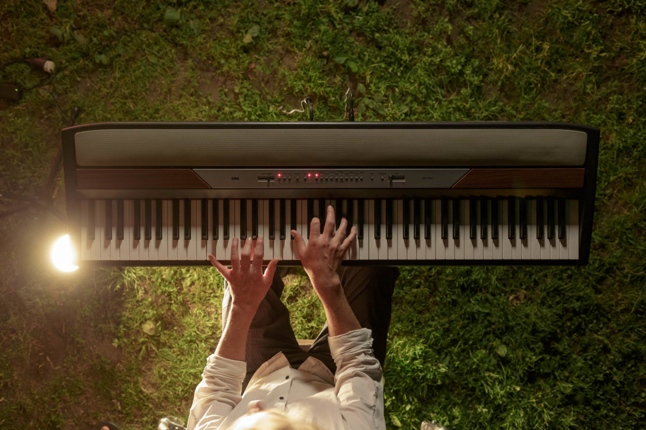 DRUCKEN!, Feuerwehr, Keyboard, Kino, Korg SP-250, Kultur, MASTERBILD, Pianist, Projekt, Serie, Tobias Rank, Wanderkino, klavier, konzert, meisterfinger, musiker, piano